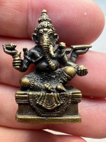 Ganesha bronze Hindu amulet for good luck and success