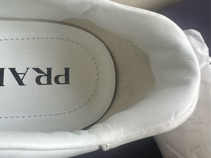 Prada trainers - sz 39.5