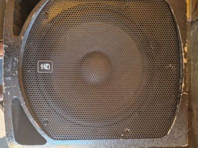 Qtx Qlb15a Active Sub Bass Bin 15in For Sale in Bray, Wicklow from ...
