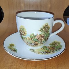Cartwright & Edwards Ltd. Country life scene 3 teacups &  6 saucers with gilt rims