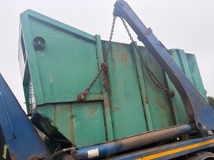 Skips Forsale 4 yard  12 yard and compactor