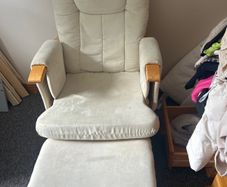 Nursing chair