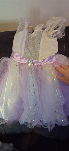 kids costumes  please read add they will fit 2 to 3 3to4