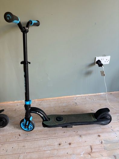 boys electric scooter