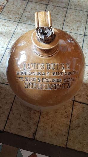Hello ,could u help me ,,looking for mitchelstown stoneware or earthware flagon or Mitchelstown items ,thanks in advance ,pm me thank you ,like the one in pictures