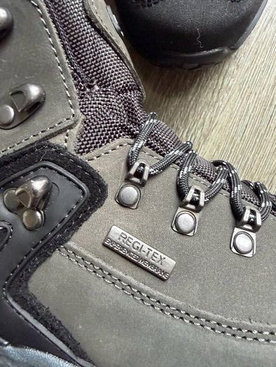 Bennon boots