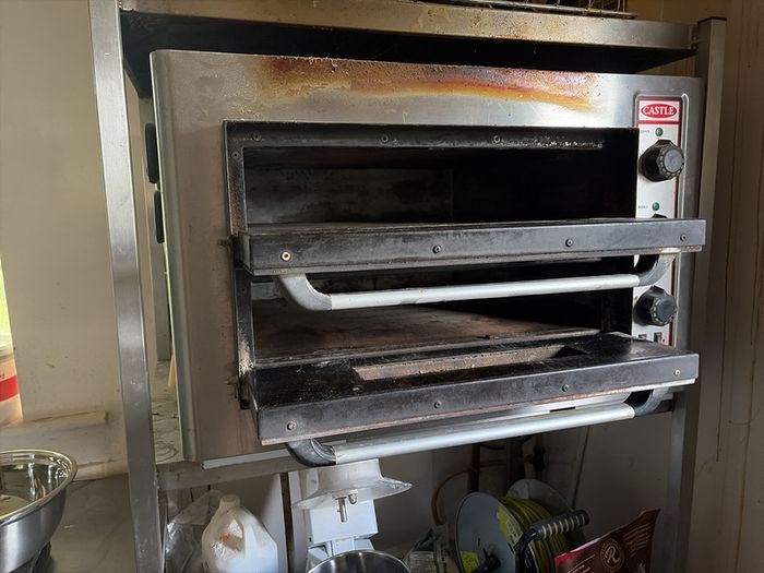 pizza oven