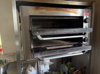 pizza oven