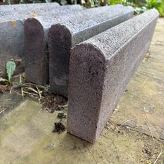 kerbstones