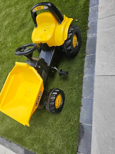 jcb ride on toy never used