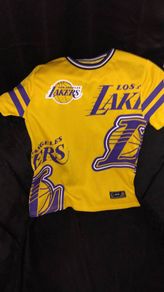 Boys Lakers top