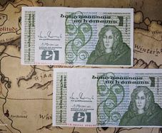 1 Pound B Series Sequential Pair 09/01/89 Queen Medb IRISH NOTE.