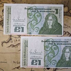 1 Pound B Series Sequential Pair 09/01/89 Queen Medb IRISH NOTE.