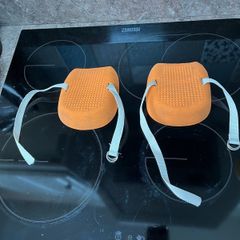 knee pads