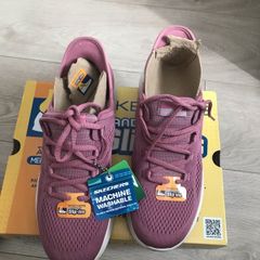 Sketchers Lite Pro size 6