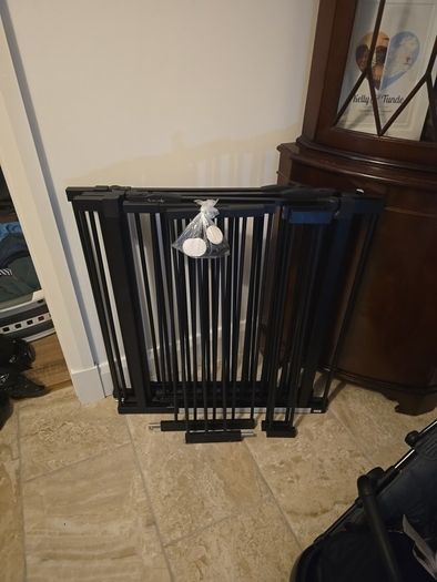 Hauck Baby Gates x3 plus extenders