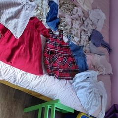 baby clothes size 3 outfits 6-9 rest are 9-12 and 12-18