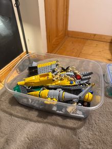 Lego Parts and Droids