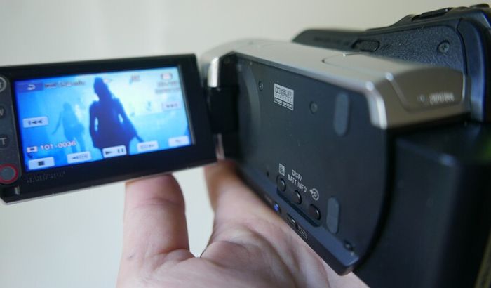 Sony Handycam DCR-SR35E 30GB HDD Camcorder, Y2K Digicam, Retro Video Camera, Carl Zeiss 40x Zoom, Vintage Digital Handycam