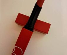 NARS Rocket Queen Power Matte Lipstick 137