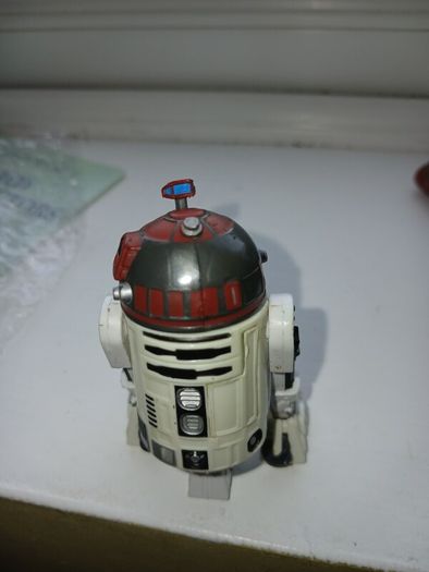 Star Wars 3.75" R2-T7 Astromech Droid