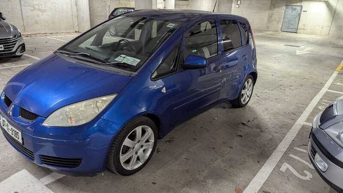 Mitsubishi Colt 2007 ,quick sale  (emigrating)