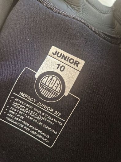 Children's wetsuits