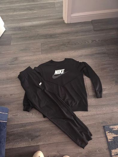 tracksuit