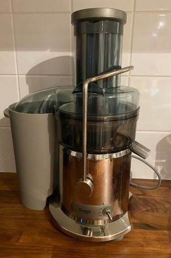 The Nutri Juicer Sage Juice Maker