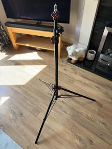 Quadralite light stand - heavy duty