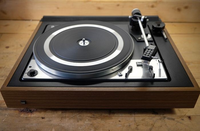 Dual 1226 Vintage Turntable