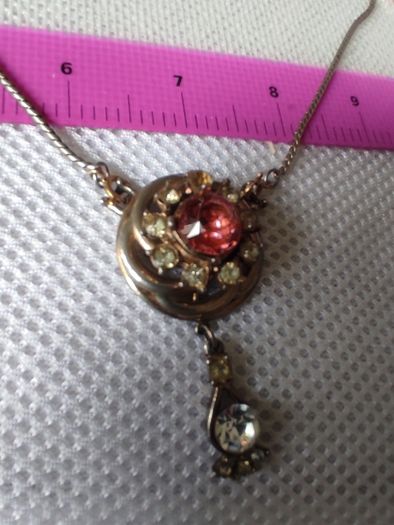 Vintage necklace/ brooch