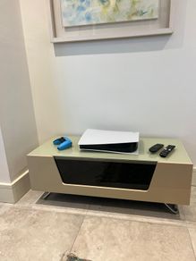 Glass TV Stand (Cream)
