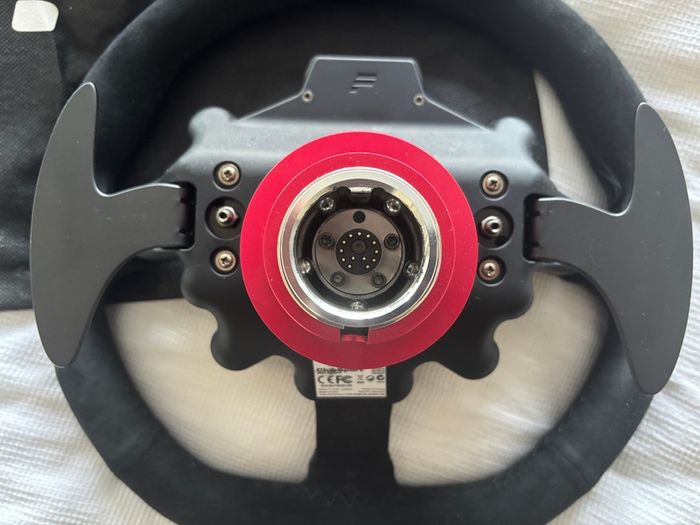 2x Fanatec QR1 Wheels