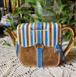 Annie Rowe collectable tea pot
