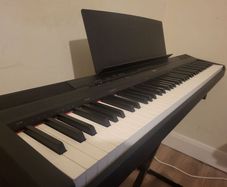 Yamaha P-115 Digital Piano