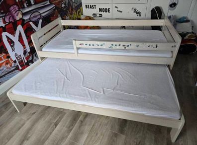 Kids bed