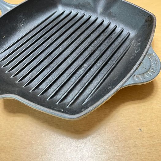 Le Creuset Signature Griddle Skillet Frying Pan 26 Grey Cast Iron