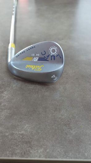 titleist vokey 64 degree wedge