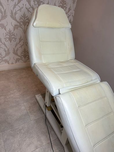 Motorised Dentist Chair / Treatment Bed for Sale