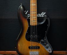 Fender Jazz Bass 1976 - Sunburst