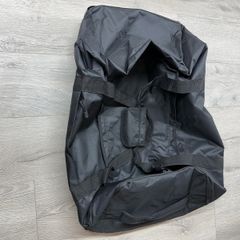 Carry bag with wheels