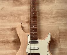 Yamaha Pacifica 112V, Natural Satin
