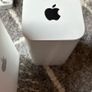 Apple AirPort Extreme Router 802.11ac 6th GENERATION A1521 wireless router Network extender Image 2