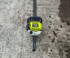 hedge cutter