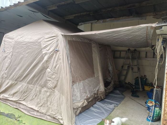 air tent