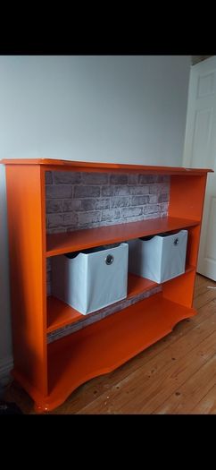 bookshelf