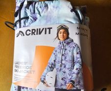 Ski Jacket - Ladies Size Medium