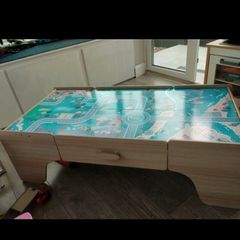 toy activity table