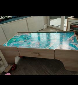 toy activity table